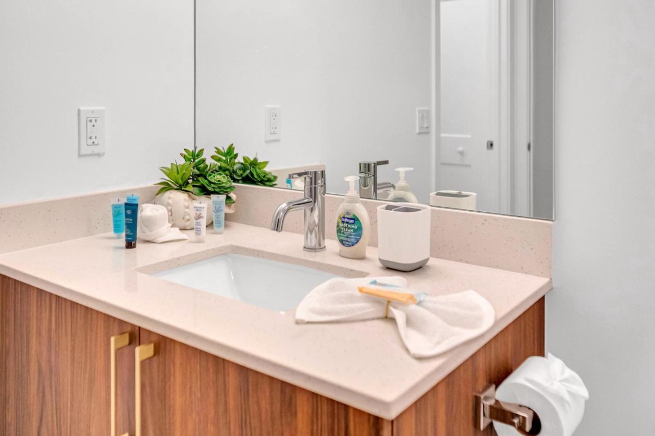 Modern Unit In The Heart Of Downtown Miami With Free Parking Daire Dış mekan fotoğraf